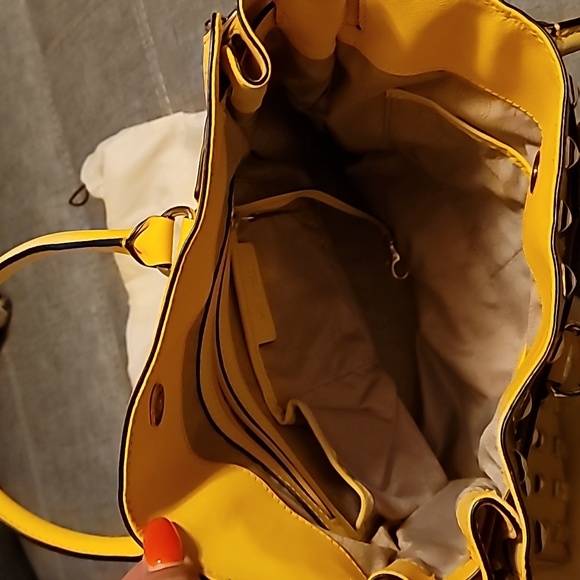 Michael Kors Hamilton studded bag - Picture 4 of 5